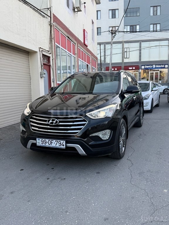 Hyundai Grand Santa Fe