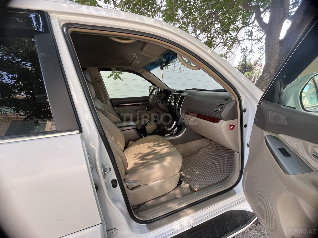 Toyota Land Cruiser Prado