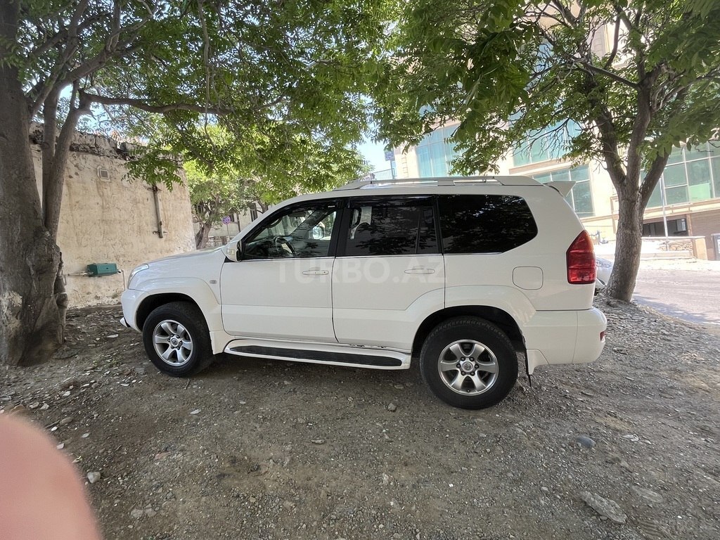 Toyota Land Cruiser Prado