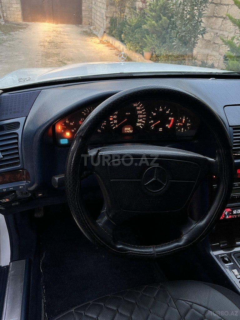 Mercedes S 300