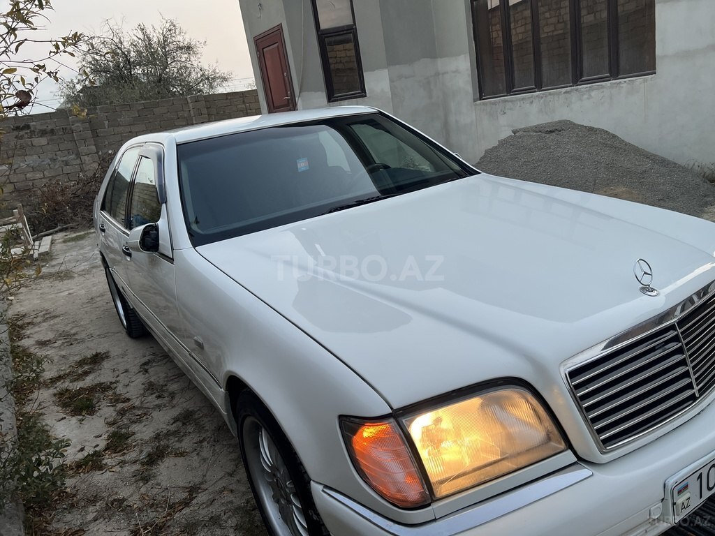 Mercedes S 300