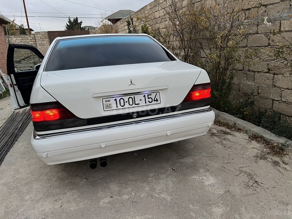 Mercedes S 300