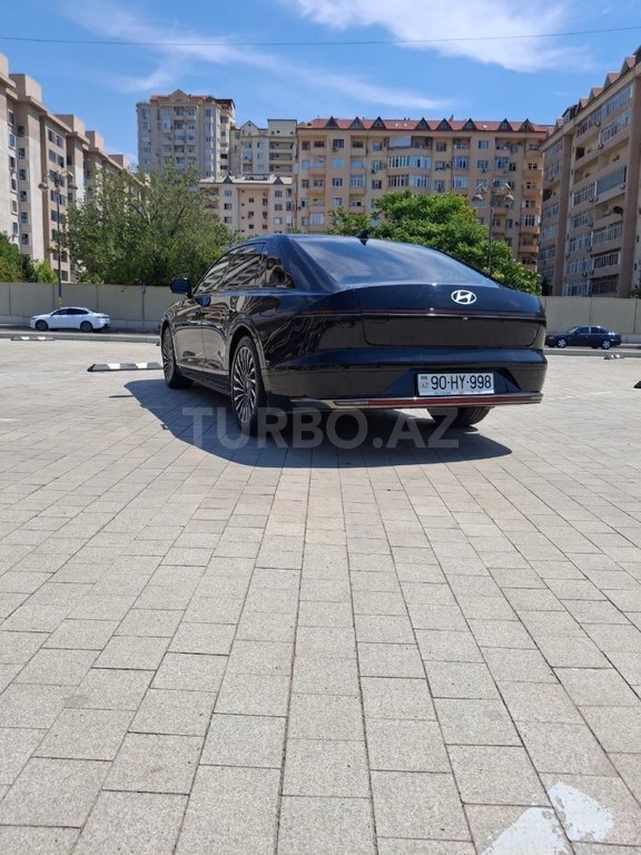 Hyundai Azera