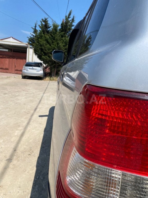 Mitsubishi Pajero io