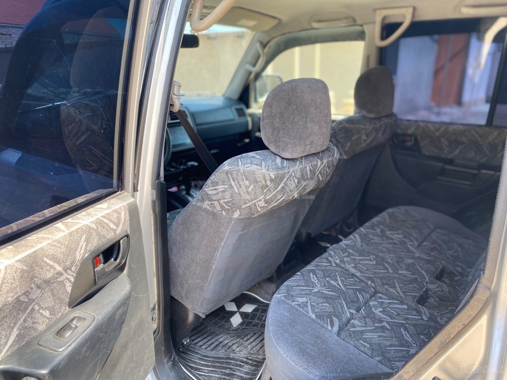 Mitsubishi Pajero io