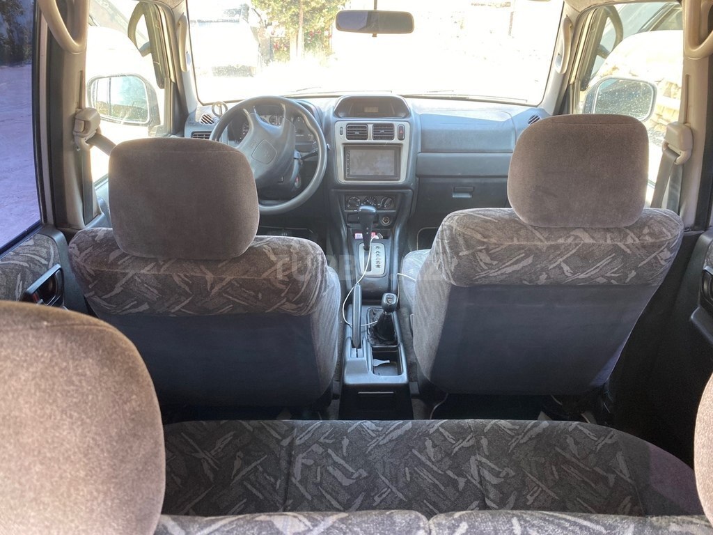 Mitsubishi Pajero io
