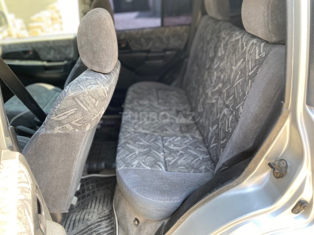 Mitsubishi Pajero io