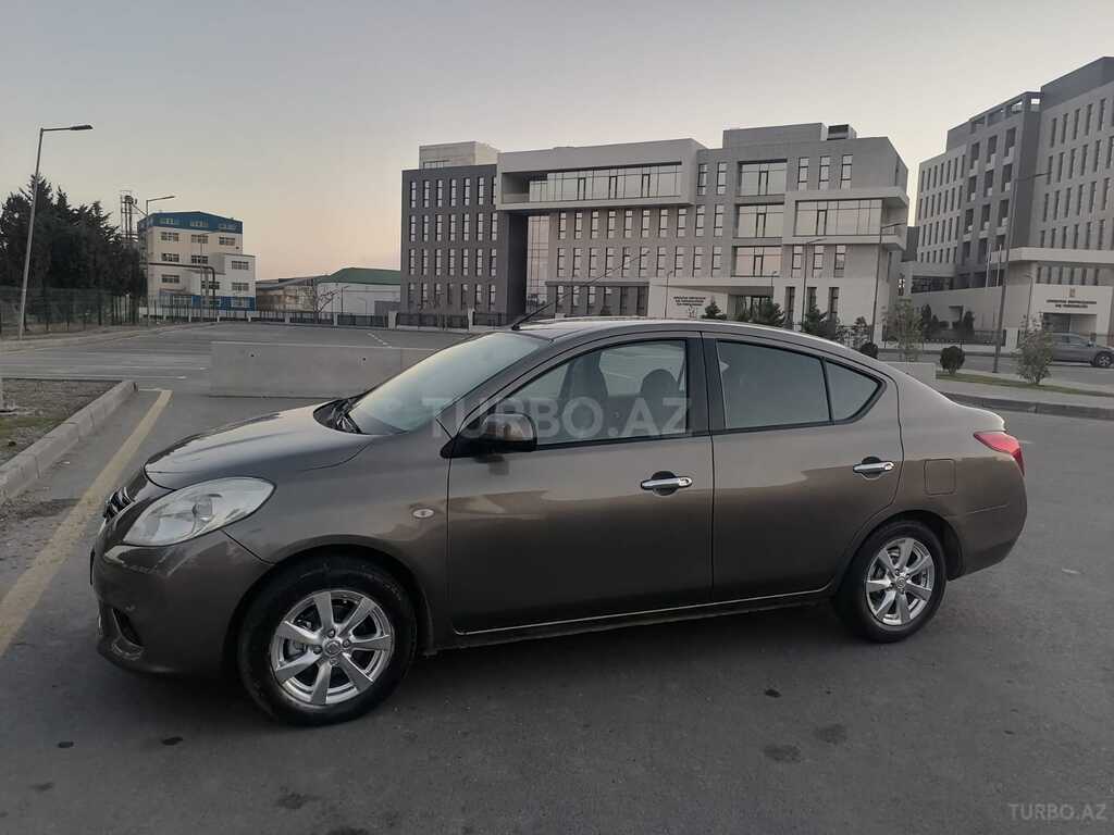 Nissan Sunny