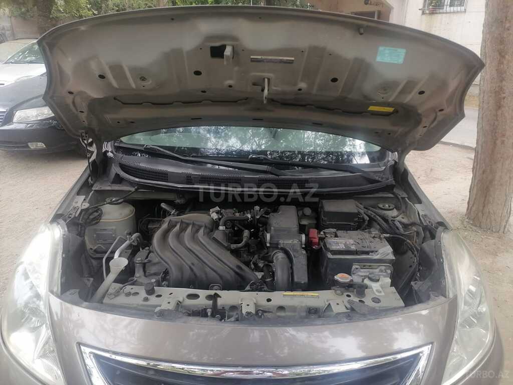 Nissan Sunny