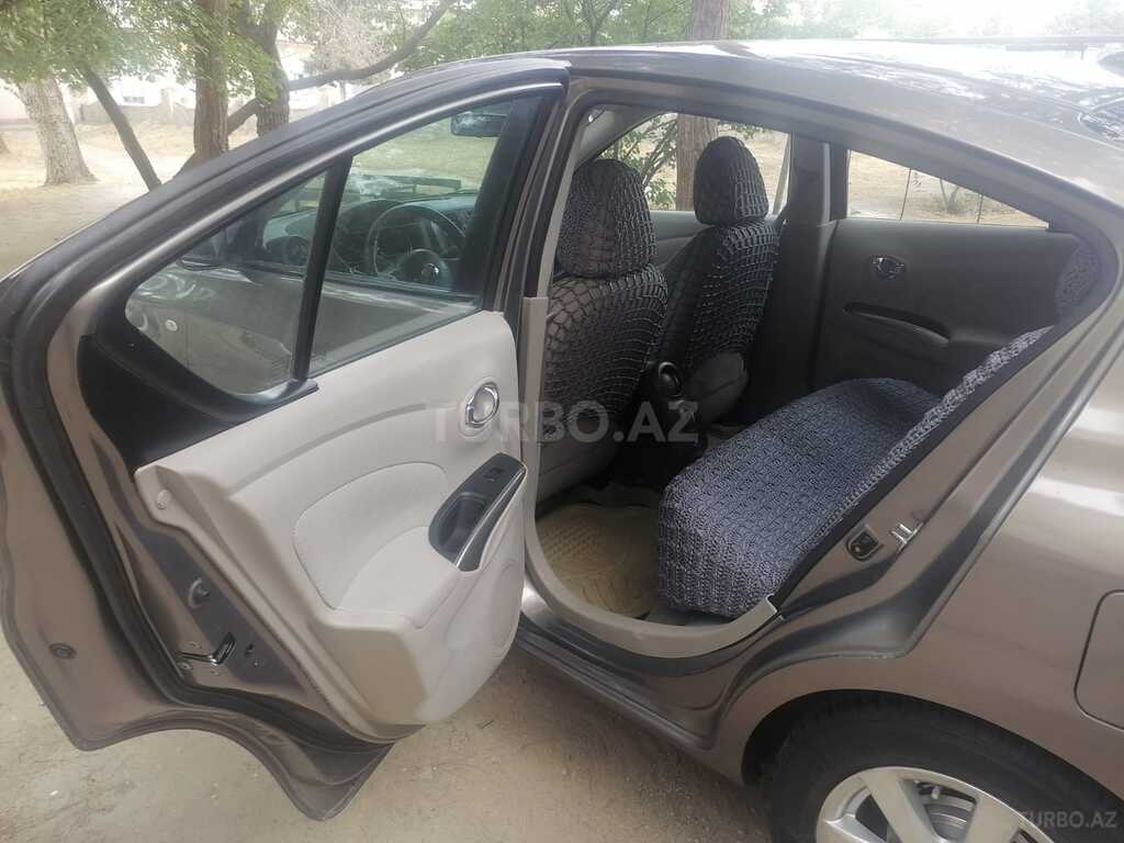 Nissan Sunny