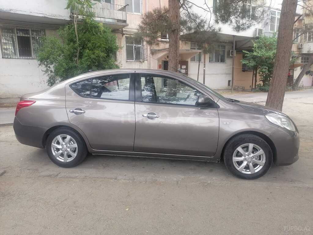 Nissan Sunny