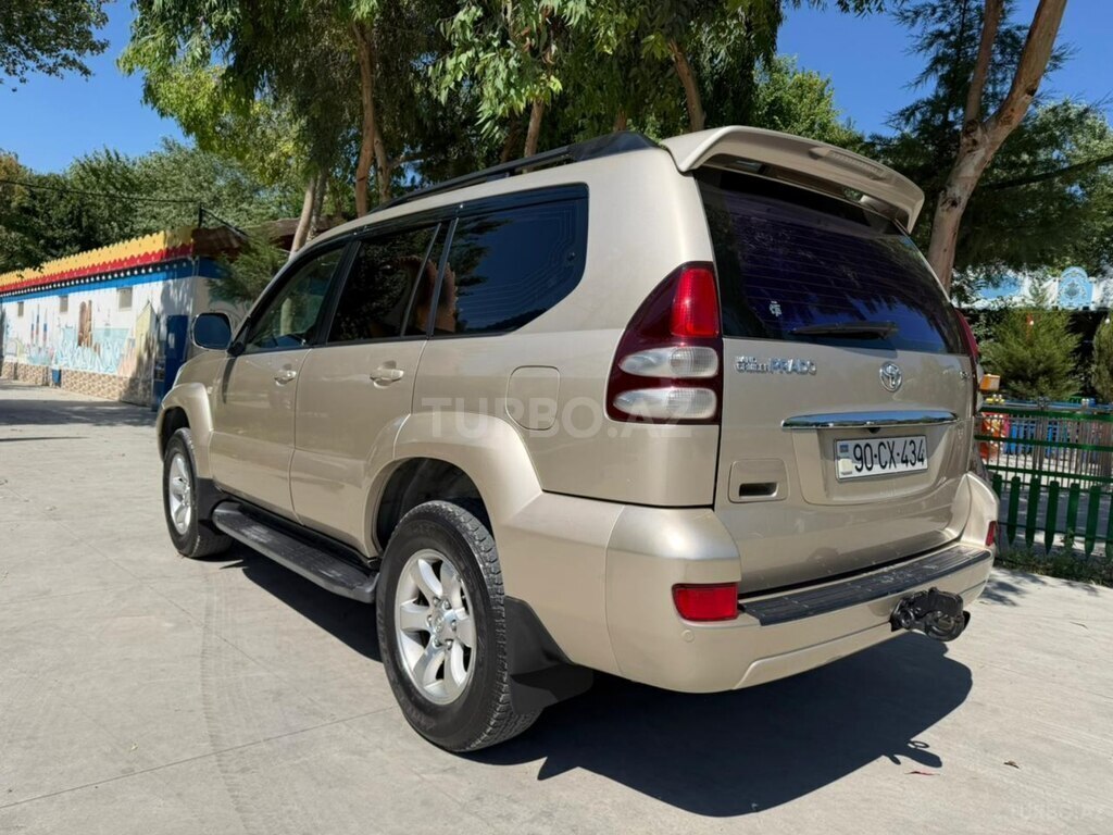 Toyota Land Cruiser Prado