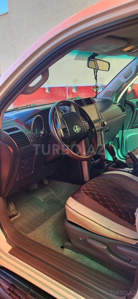 Toyota Land Cruiser Prado