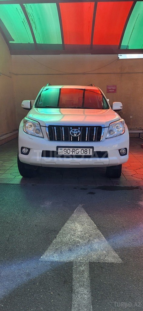 Toyota Land Cruiser Prado