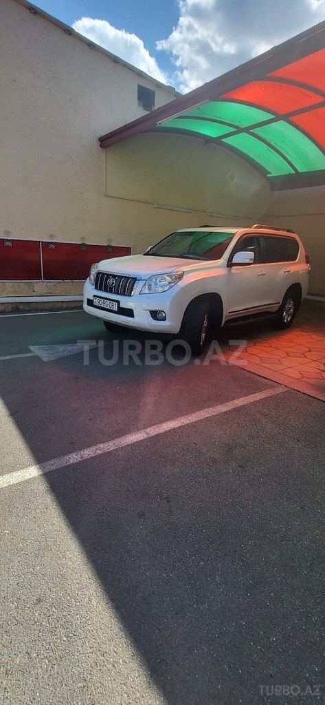 Toyota Land Cruiser Prado