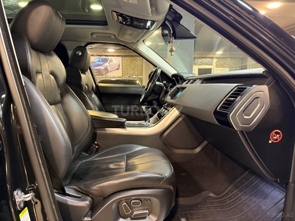 Land Rover RR Sport