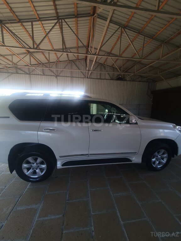 Toyota Land Cruiser Prado