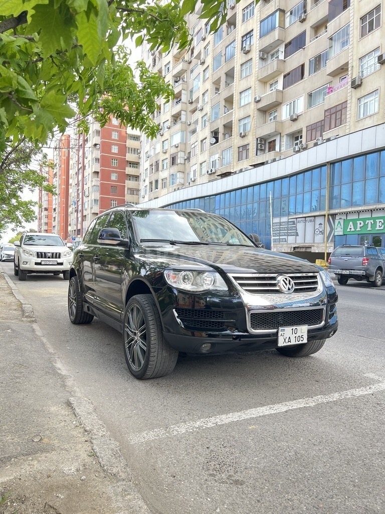 Volkswagen Touareg