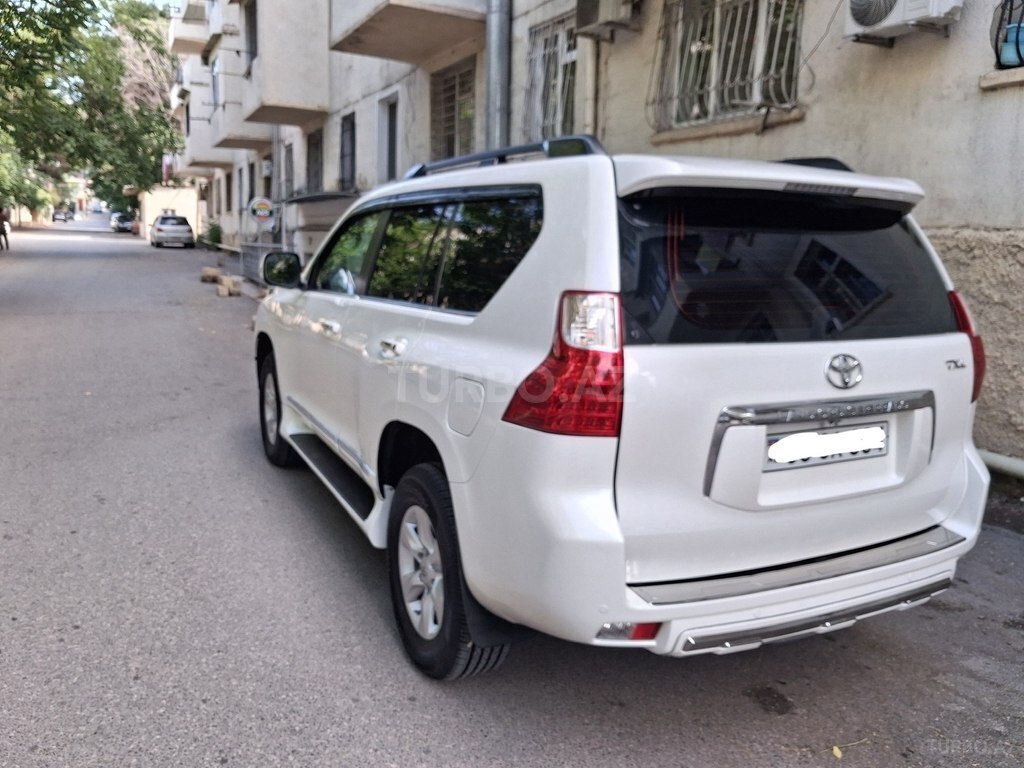 Toyota Land Cruiser Prado