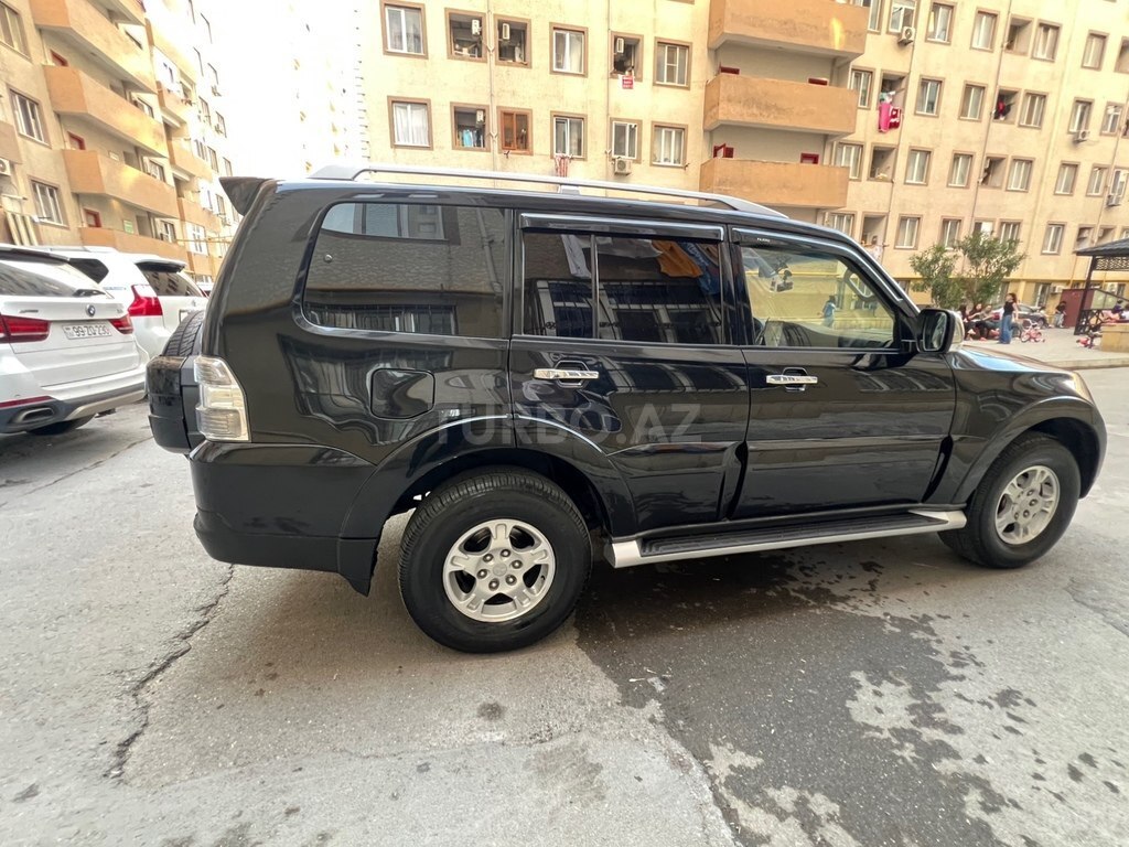 Mitsubishi Pajero