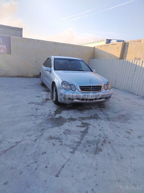Mercedes C 220