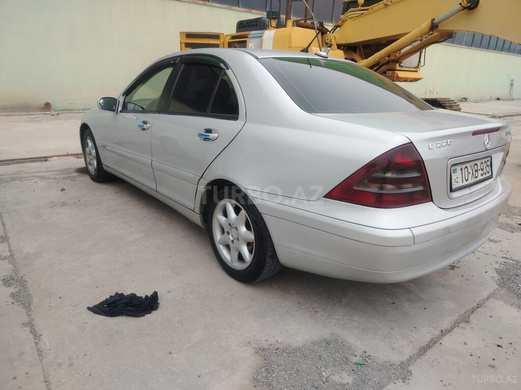 Mercedes C 220