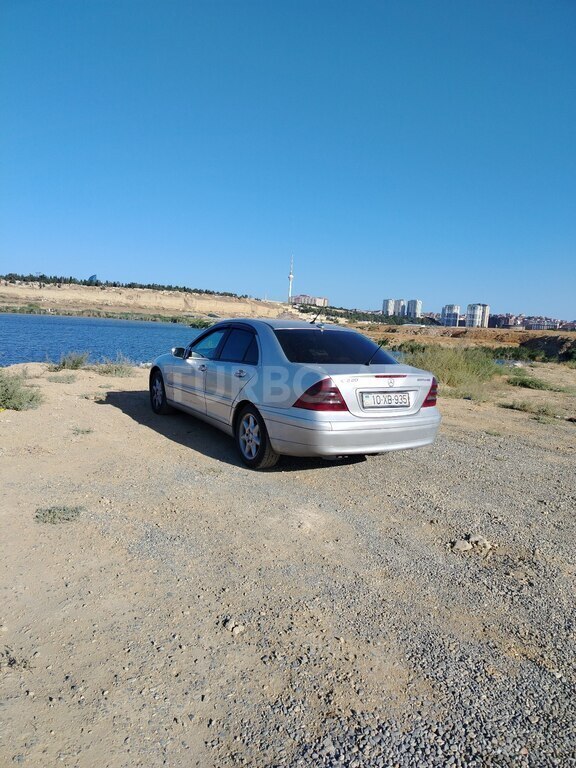 Mercedes C 220