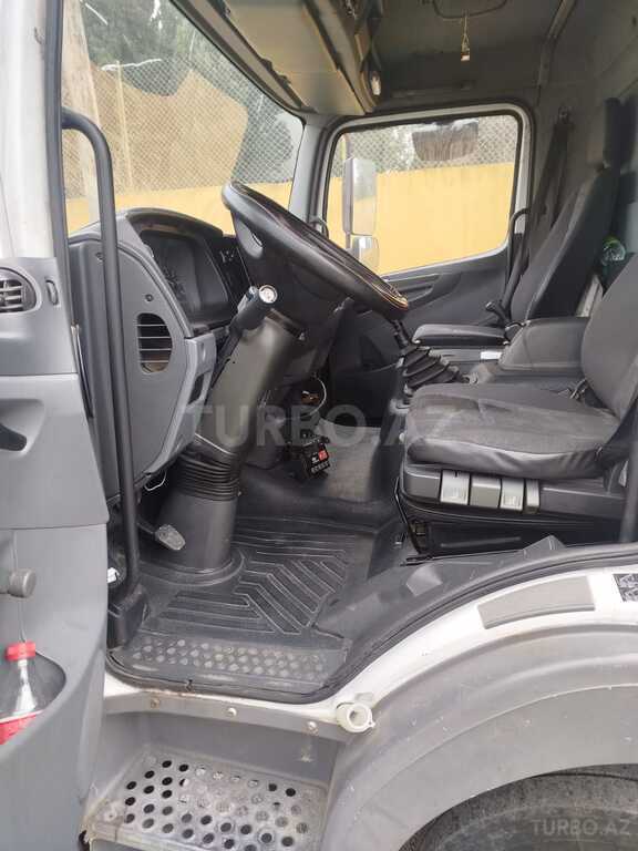 Mercedes Atego 1218