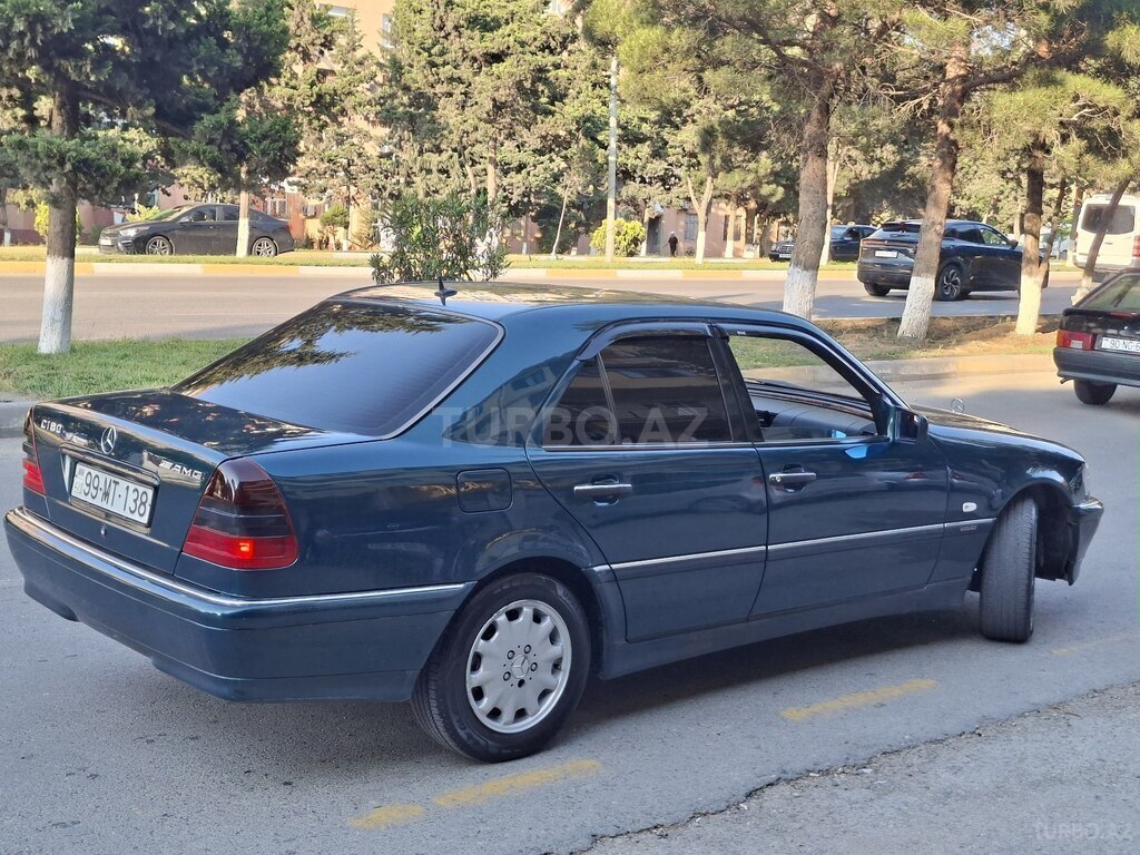 Mercedes C 180
