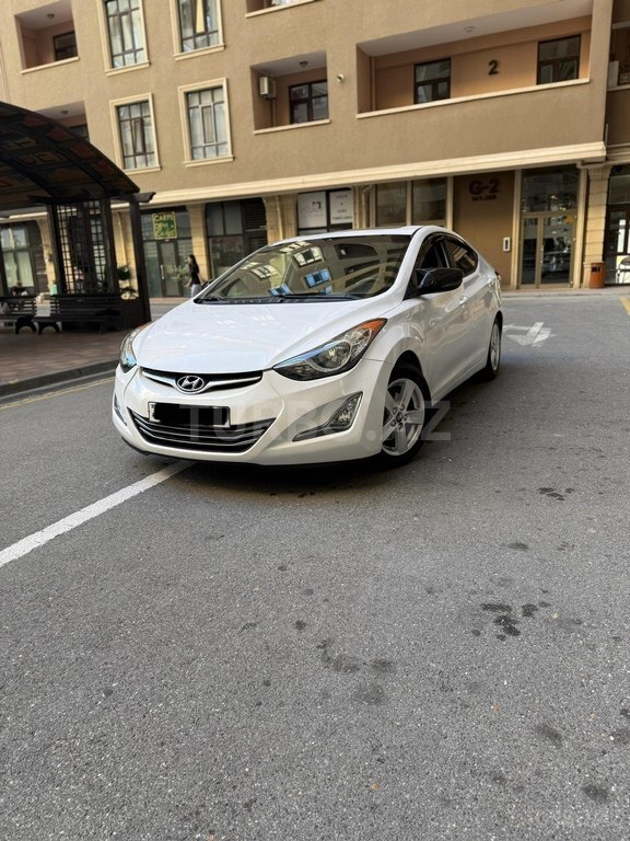 Hyundai Elantra