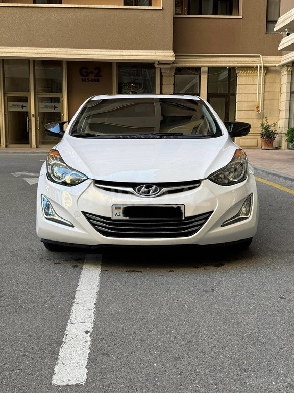 Hyundai Elantra