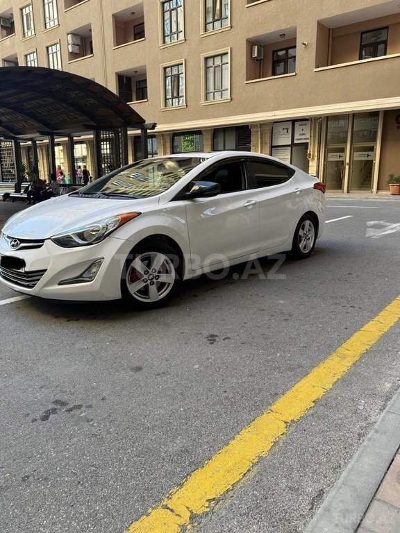 Hyundai Elantra