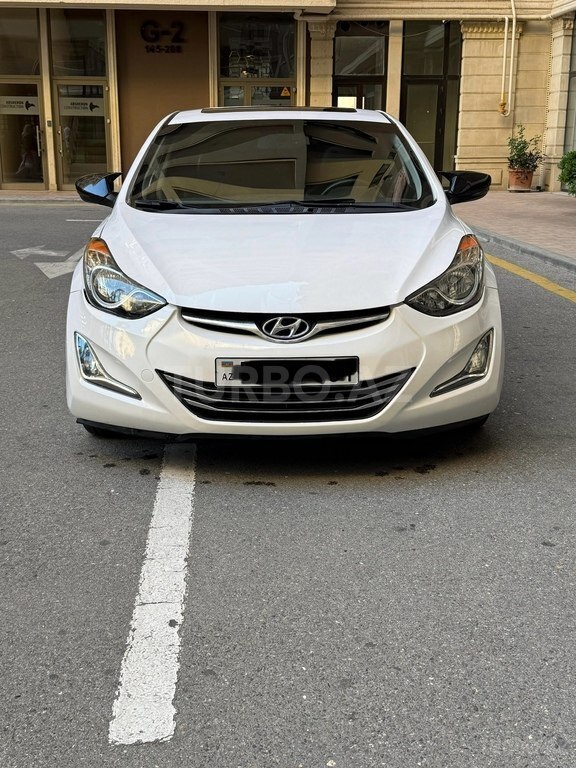 Hyundai Elantra