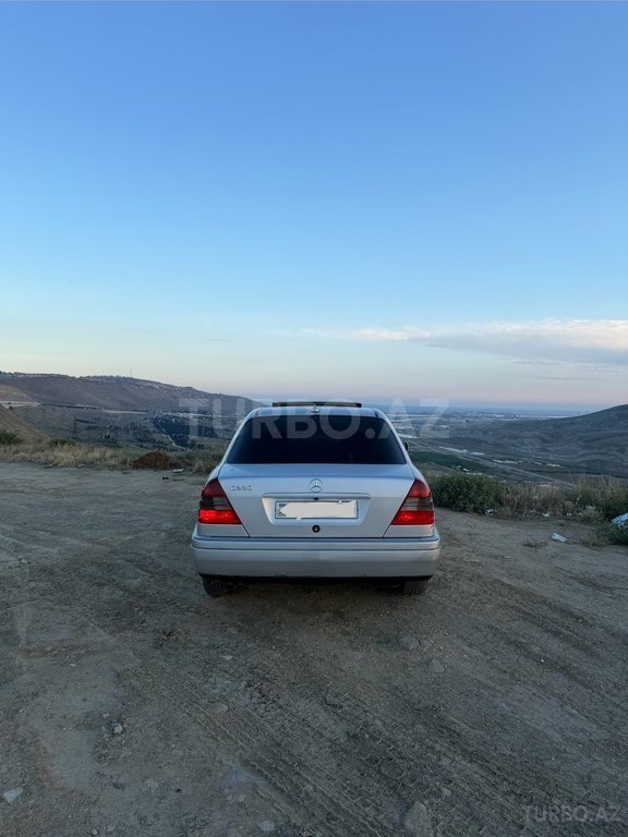 Mercedes C 220