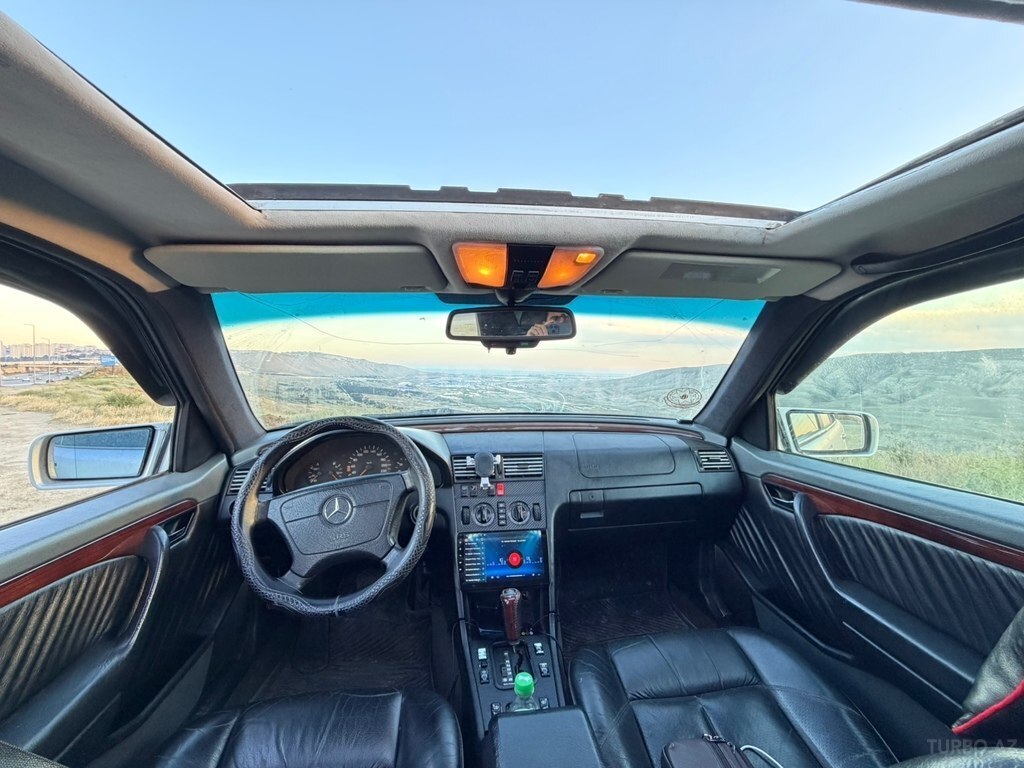 Mercedes C 220