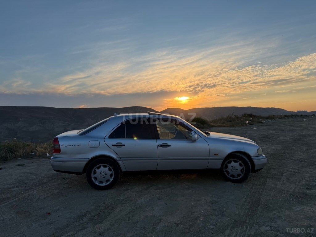 Mercedes C 220