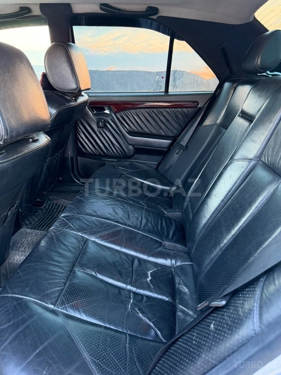 Mercedes C 220