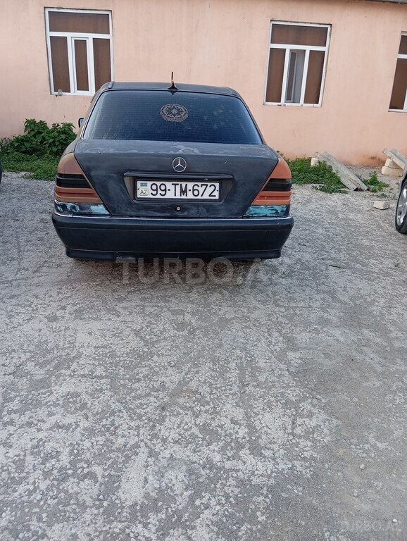 Mercedes C 250