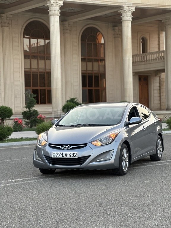 Hyundai Elantra