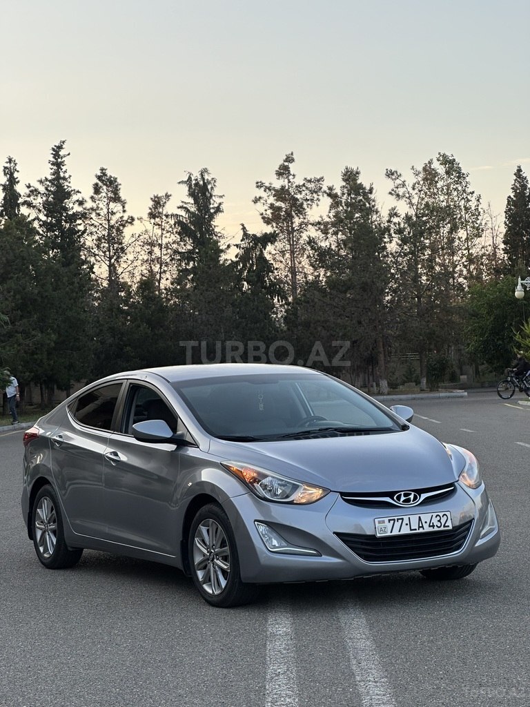 Hyundai Elantra