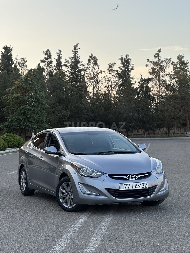 Hyundai Elantra