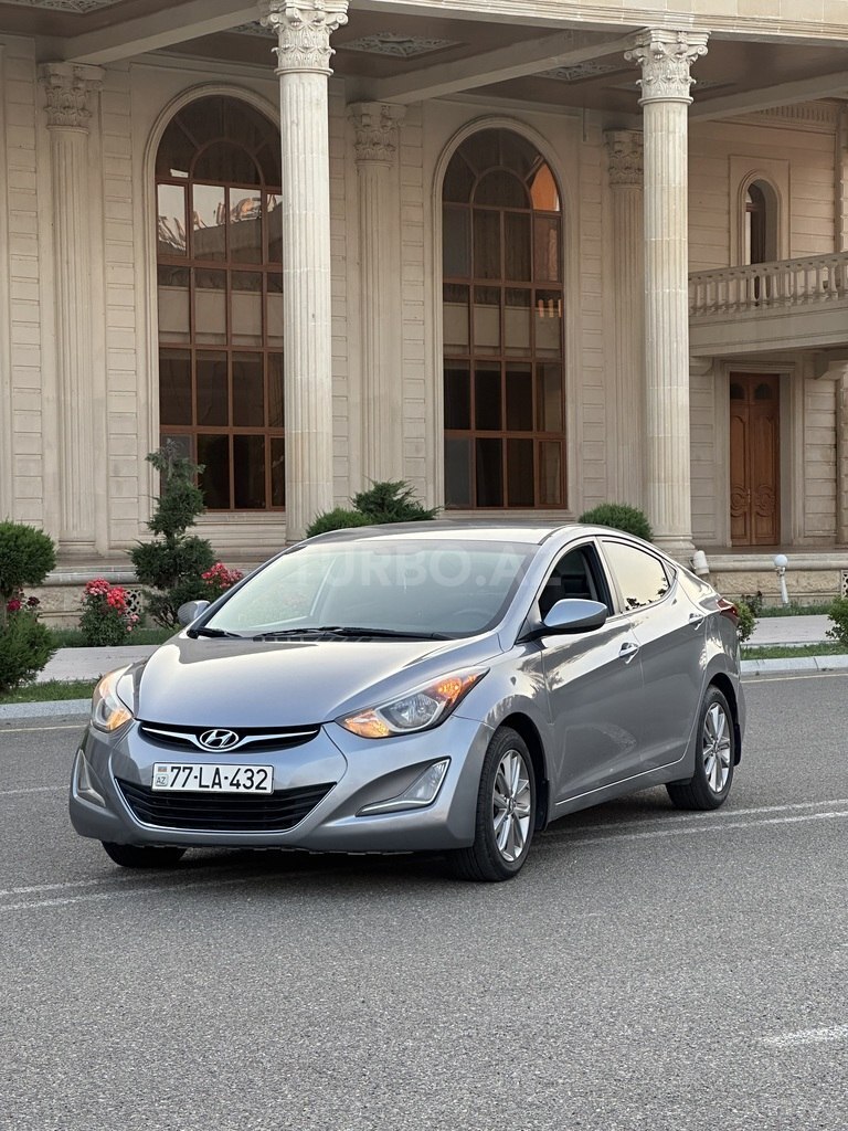 Hyundai Elantra