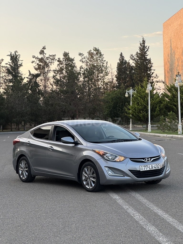 Hyundai Elantra