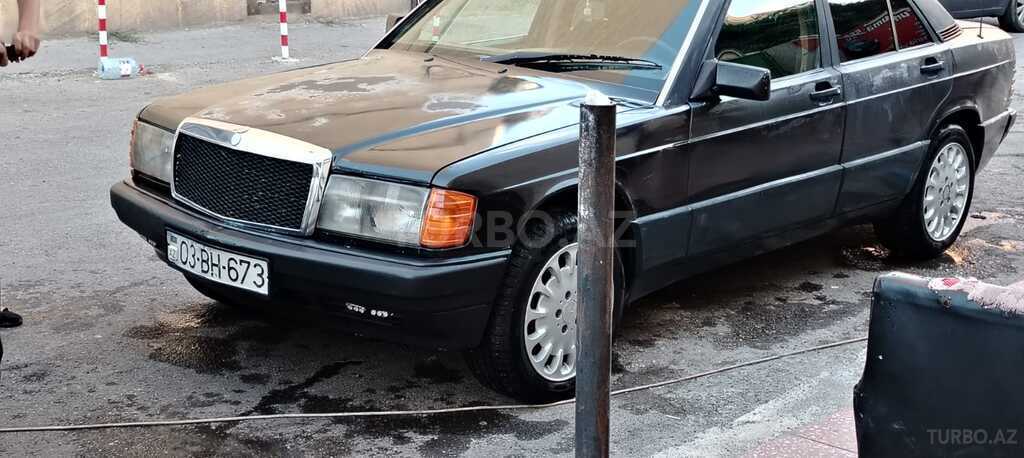 Mercedes 190