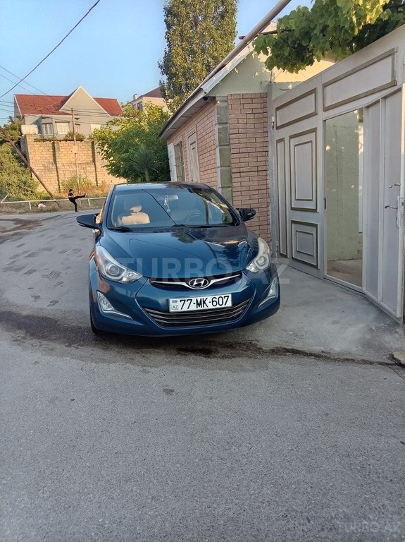 Hyundai Elantra