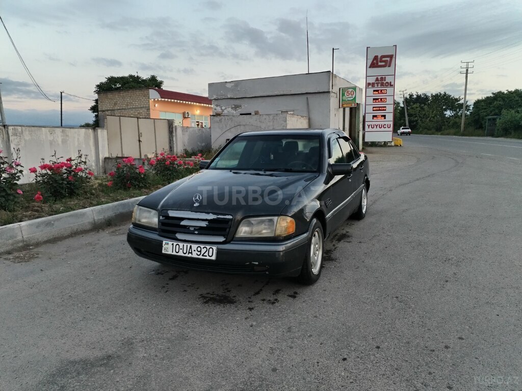 Mercedes C 180
