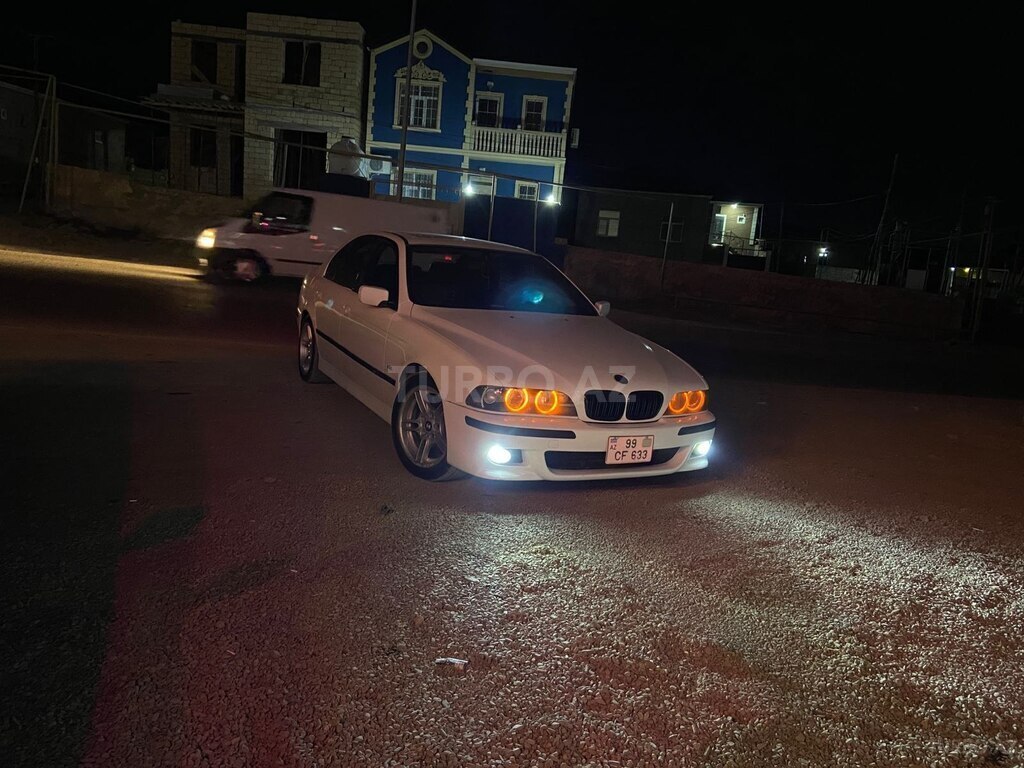 BMW 525