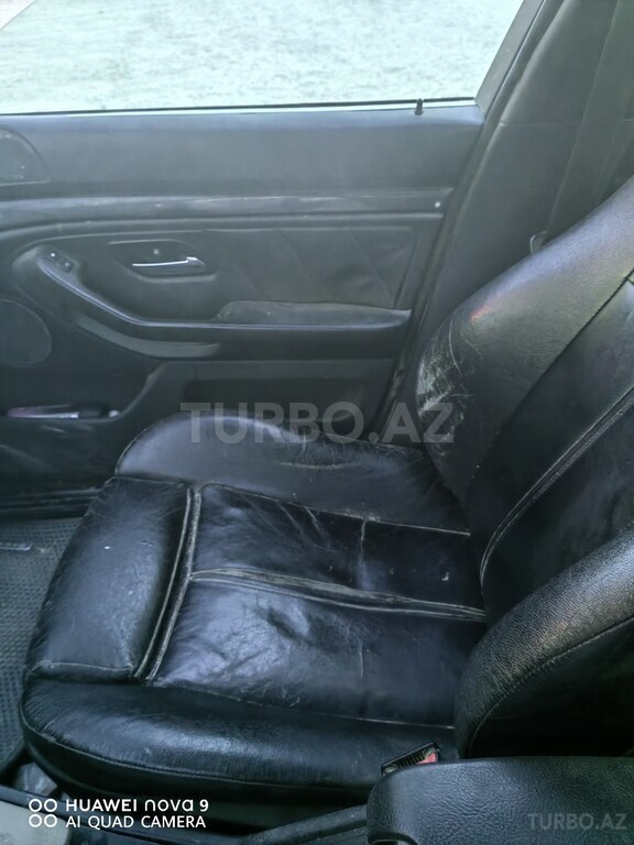 BMW 525