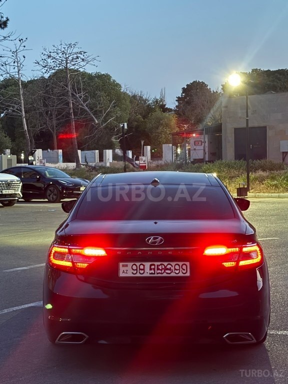 Hyundai Grandeur