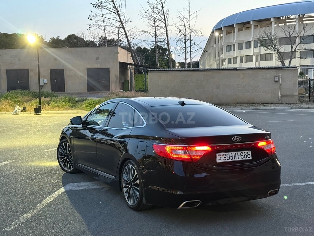 Hyundai Grandeur